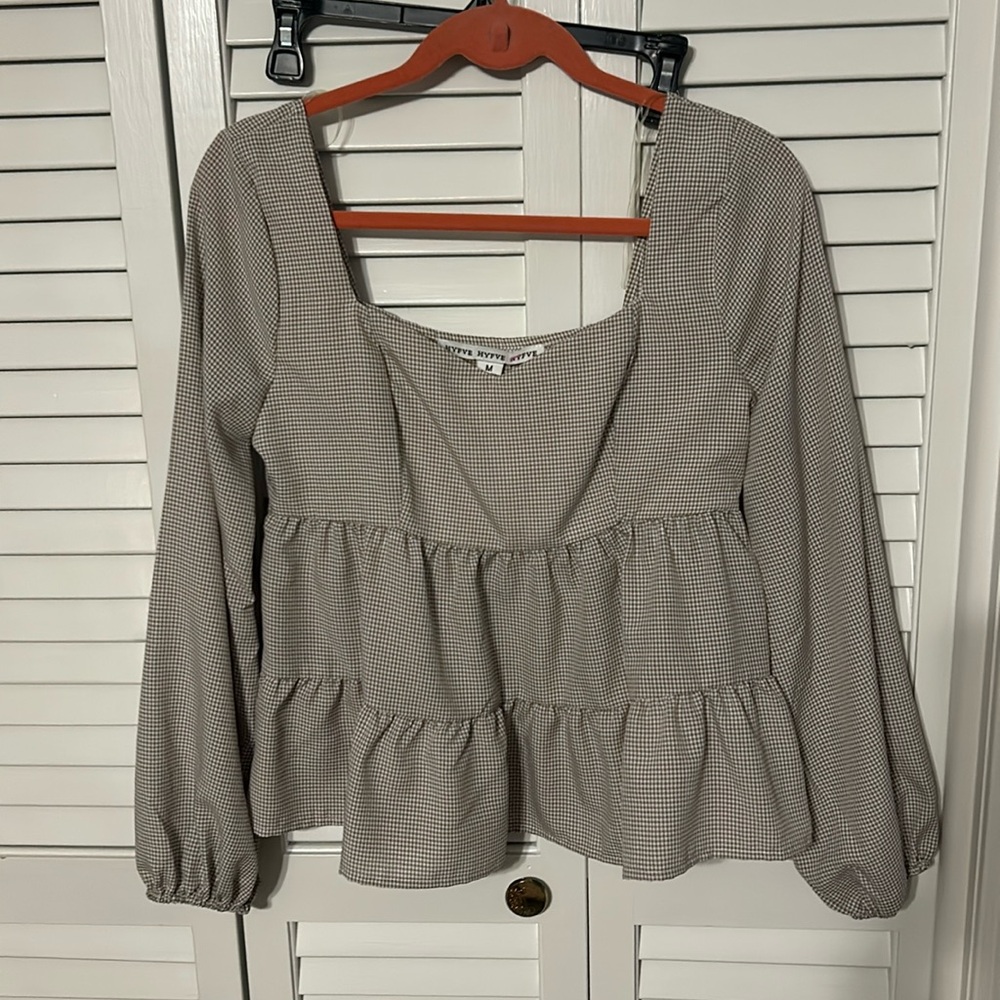 Long sleeve top